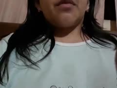 Melissa_shy1