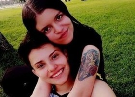 Lesbians 69