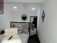 Lizztayler_