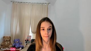 Hotfallingdevil black vibrator makes her pussy so wet (mar 25 2020)