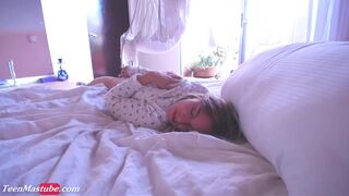 blonde Kendalltyler rubs her pussy on a white bed (Jun 12 2019)