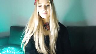 Pervyblonde 2021-12-23 6:20