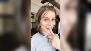 Foxyeyes666sexy 2023-04-01 21:22