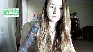 Witch tattooed babe fucks her tight hole with a fat dildo 2019-12-14