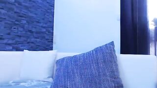 Deluxebabe4 skinny brunette fucks her anal hole and vagina 2019-07-09