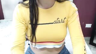 Charlotte il Latina stimulates her ass and vagina on all fours 2019-07-23