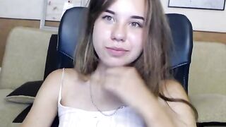 Smillingjen young beauty masturbates pussy through panties 2019-07-27