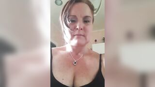 Desiderame mature busty lady in a short black dress and stockings masturbates her pussy with a pink vibrator 2019-08-08 12:00