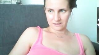 Yanna2018 timid brunette shows her round tits and juicy hole 2019-08-15