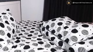 Beyondthepleasuree amateur horny brunette fucks her ass with a dildo 2019-09-06