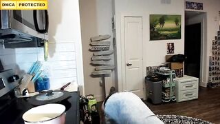 Pr3ttyp1nkpussy brunette cooking dinner with naked tits and fingering pussy with toy 2019-09-12