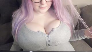 Kriisrus lady with pink hair plays with her big tits 2020-02-03