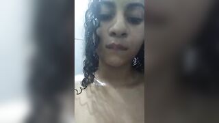Manuuzinha young ebony babe masturbates hole in the shower 2020-02-11