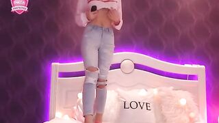 Masha sexy skinny horny teen massages her round tits and rubs her cunt through denim pants 2020-02-23 19:48