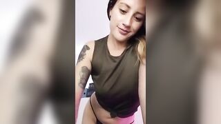 Tefaluu beautiful girl loves to insert a dildo in her sweet anal hole 2020-02-24