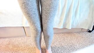 Sunny delight cutie tries to masturbate her vagina through leggings 2020-01-16