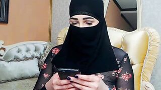 Selmaazmani1 muslim woman shakes her big juicy tits through a see-through t-shirt 2020-01-30