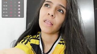 Xx queen xx young chick starts masturbating on a chair and licking her tits 2020-01-30