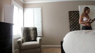 Jessryan mature milf undressed and began to masturbate her hairy vagina 2020-02-27