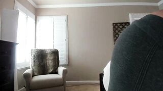 Jessryan mature milf undressed and began to masturbate her hairy vagina 2020-02-27