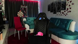 Dreamgogo naked redhead beauty eagerly sucks a rubber dick 23:55 2020-03-28