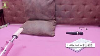 Radiancevivian slim naked teen gets her wet vagina penetrated by restless sex machine 2020-09-17 17:59