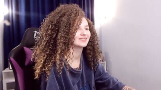 Alyssafabulous kinky tattooed beauty shows off big tits 20:32 2020-11-14