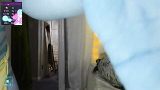 Pepperxminthe hot chick avatar inserts blue rubber cock into her vagina 2:30 2020-12-08