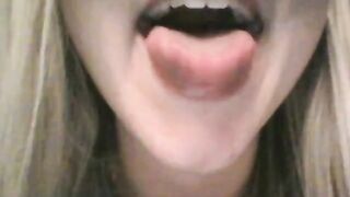 Lil_nikki_3 mouth-watering solo of a pervert girl 2020-12-08