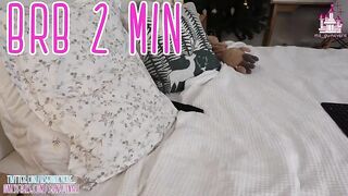 Ms_guinevere hot blonde with big tits fingering pussy lying on bed 6:44 2020-12-20