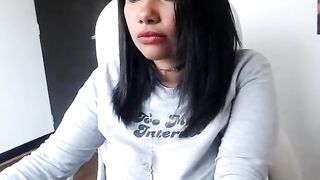 Meganxxx3 kinky plump model plays with her natural titty 2019-09-20