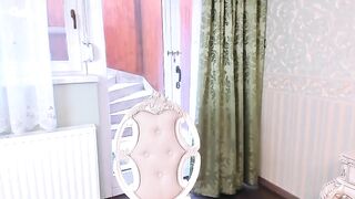 Elaanna young girl fucking and masturbating to orgasm in white leggings 2020-03-06 09:43