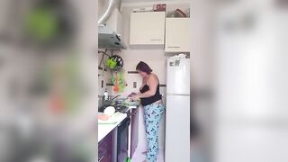 Hotolgaxxx mature milf wants to masturbate vagina after cooking in the kitchen 2020-03-28
