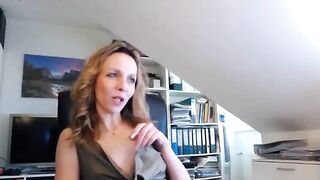 Rachelecam mature secretary wanted to jerk off her shaved vagina 23:40 2020-04-02