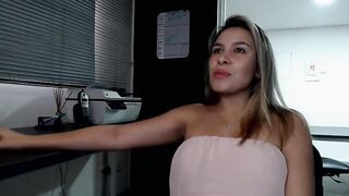 Missverona hot blonde with round tits wants to masturbate pussy after work 2020-05-21