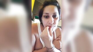 Baciami2 wild milf with big breasts demonstrates her sexy naked body 2020-05-21 15:19