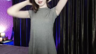 Sweetumaru stunning asian babe with skinny legs masturbates her cunt with a vibrator 2020-05-23 19:41