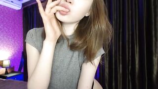 Sweetumaru stunning asian babe with skinny legs masturbates her cunt with a vibrator 2020-05-23 19:41