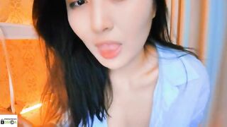 Liraia hot asian flaunts her perfect boobs 2020-08-29