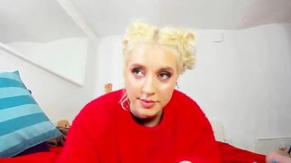 Kenziedawton curvy blonde with huge tits and big ass loves to masturbate both of her holes 2020-12-14 05:25