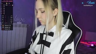 Xxxhoneyxx 2021-03-08 21:17