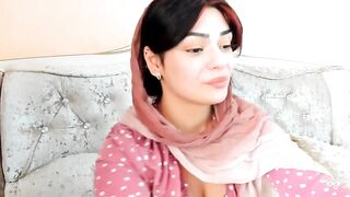 Moroccan_diamond babe with juicy tits toys her hairy hole 7:18 2021-05-25