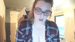 Milkykandy plump lady in glasses shakes her huge boobs 2021-06-02