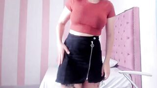 Oh_holly brunette loves to show her juicy breasts 2021-06-16