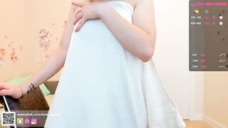 Kiraknowles naked teen with braces gets lovense staying doggystyle and feels excited 2021-02-08 18:11