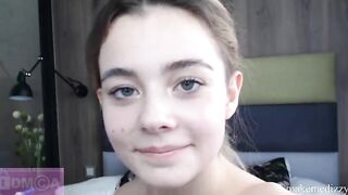 Crazydaisy_ young beauty takes off her skirt and twirls her gorgeous ass 22:34 2021-04-06