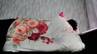 Boo_angelina_s horny girl spread her legs and began to masturbate 2021-02-25