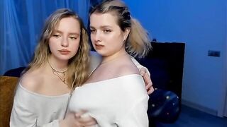 Crystalparis amateur blonde plays with delicious tits of her fat girlfriend 2021-02-27