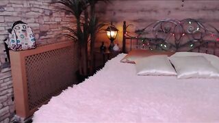 Prettyshina Mesmerizing asian girl showing her beautiful body in front of cam 2019-05-31 12:00