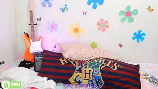 Salemhex Sexy teen in a cosplay pleasuring herself on a bed 2020-07-05 4:49